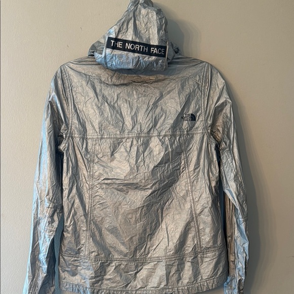 The North Face Shimmering Silver Windbreaker - Picture 6 of 11
